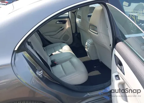 2014 Mercedes-Benz Cla 250 4Matic z USA, uszkodzony, nr VIN WDDSJ4GB0EN076824